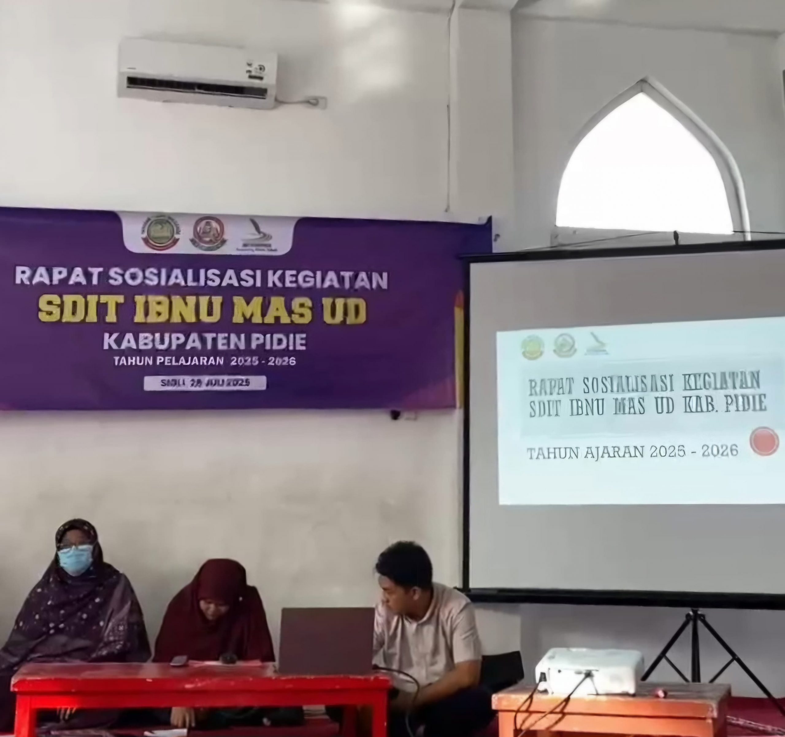 Rapat Sosialisasi Program Siswa Tahun Ajaran 2025/2026 SDIT Ibnu Mas’ud Pidie